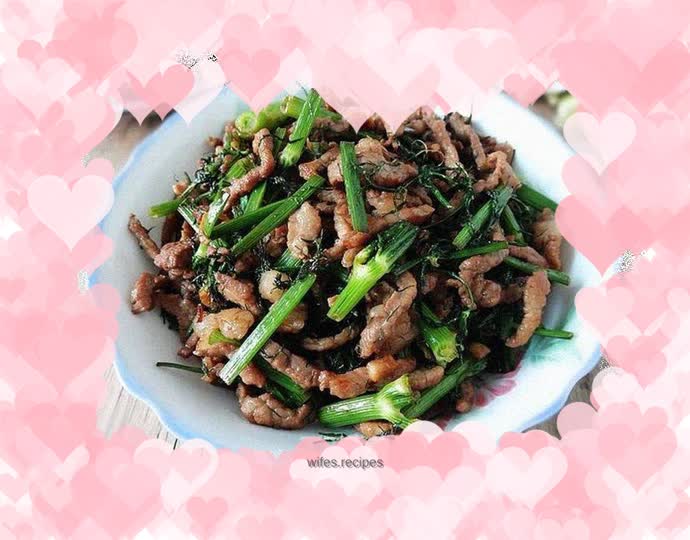 Stir-fried shredded pork with fennel and vegetables
