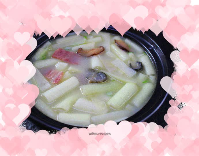 Milk soup with cattail