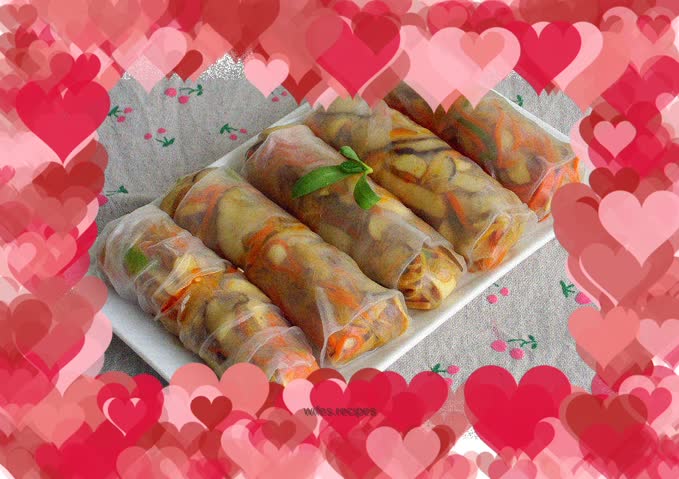 Crystal spring rolls