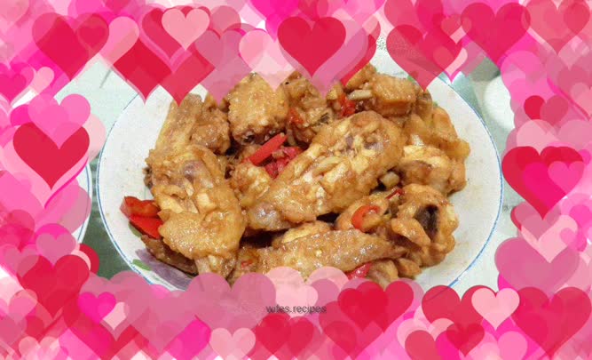 Braised chicken wings in oyster sauce