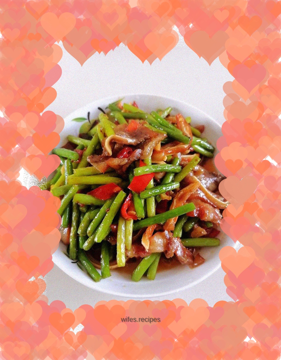 Stir-fried pig ears with garlic