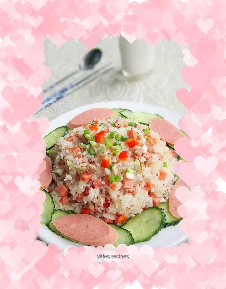 Fried rice with pickled cabbage and minced meat