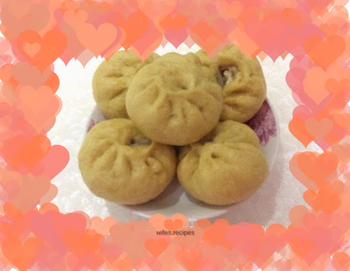 Cabbage, tofu and whole grain buns