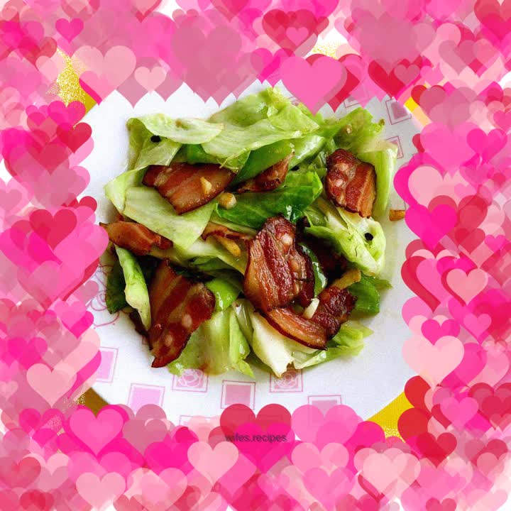 Stir-fried cabbage with bacon