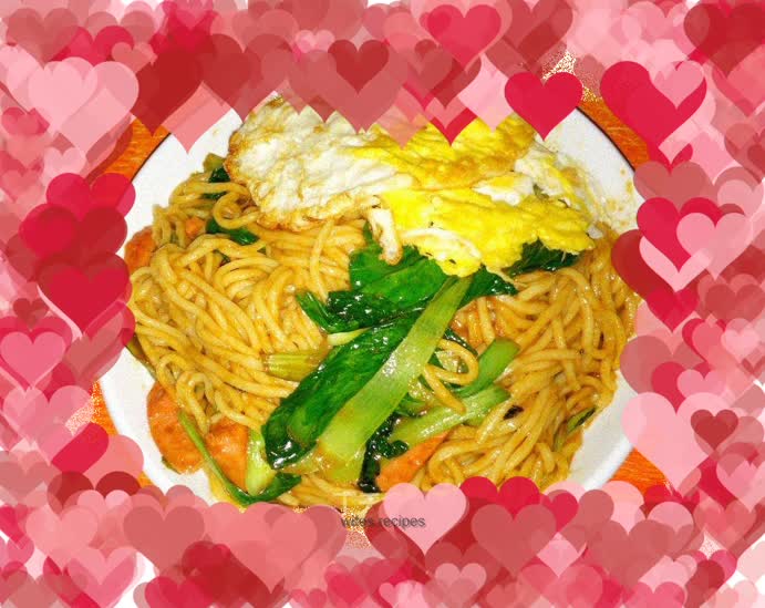 Rapeseed ham fried noodles