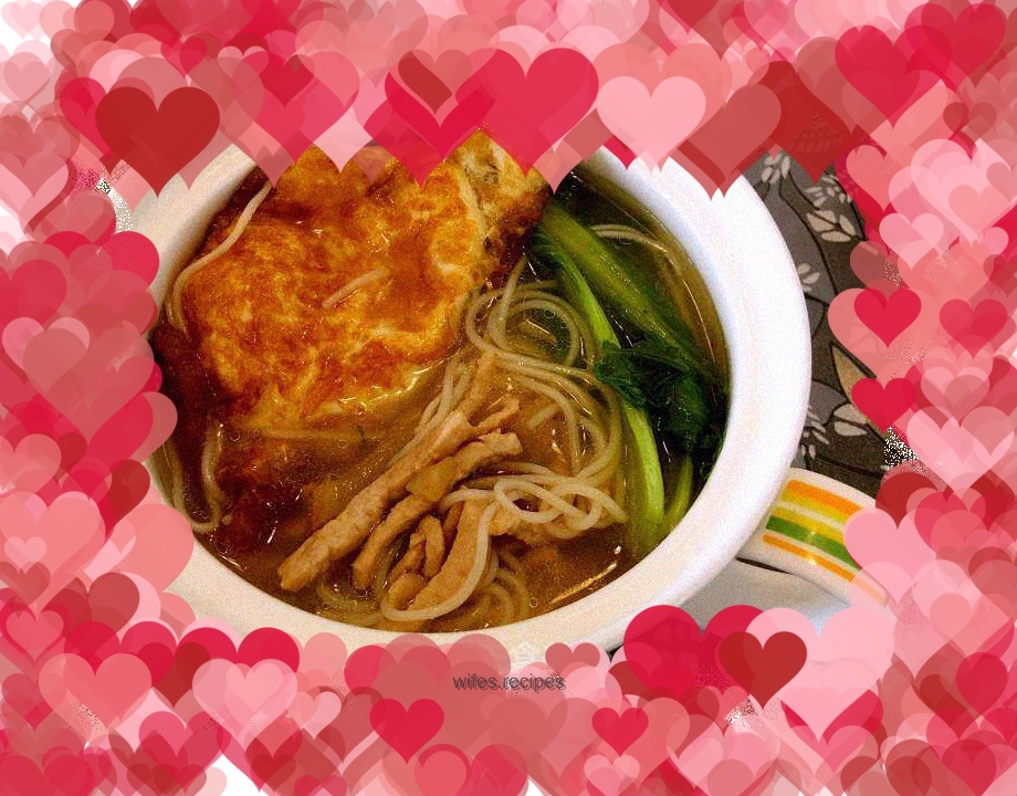 Egg-flavored pickled mustard pork noodles