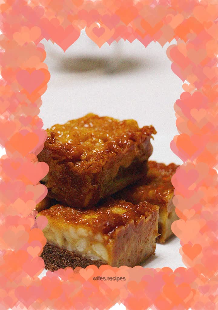 Low-key luxury chocolate macadamia nut crisp