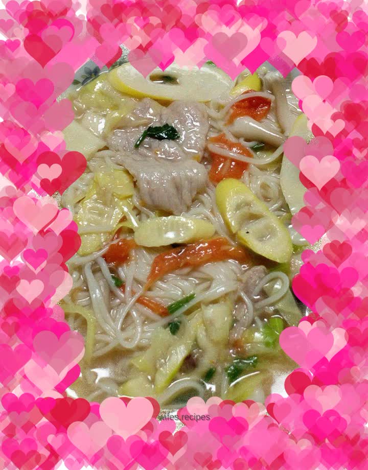 Bamboo shoot noodles with sauce