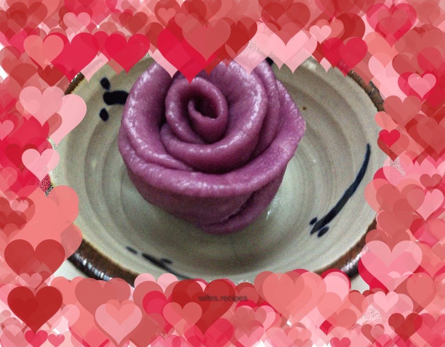 Rose steamed buns