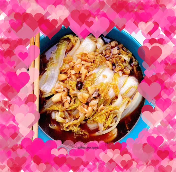 Baby Cabbage with Garlic Sauce