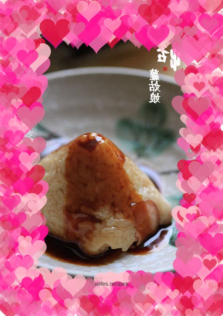 Salted egg yolk and bacon rice dumplings