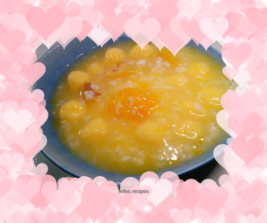 Hot Cornmeal and Pumpkin Porridge