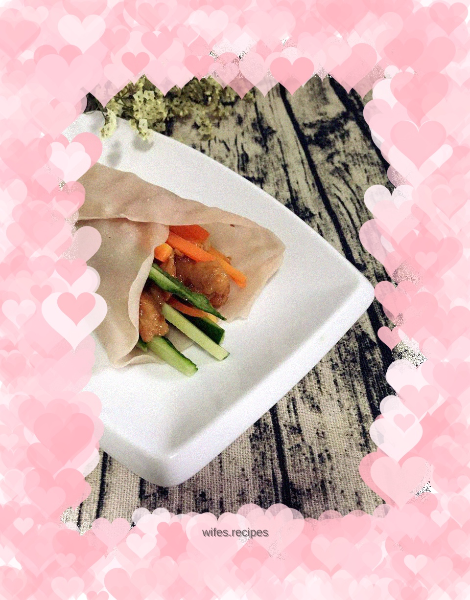 Purple Cabbage and Lotus Leaf Pizza (Chicken Burrito/Bacon Burrito)