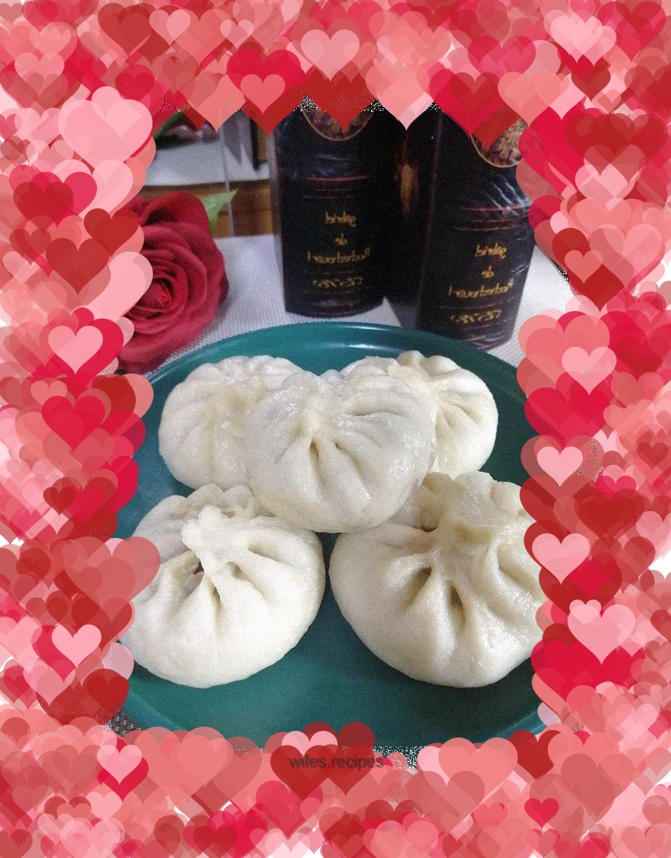 Cowpea, egg and vermicelli stuffed steamed stuffed buns