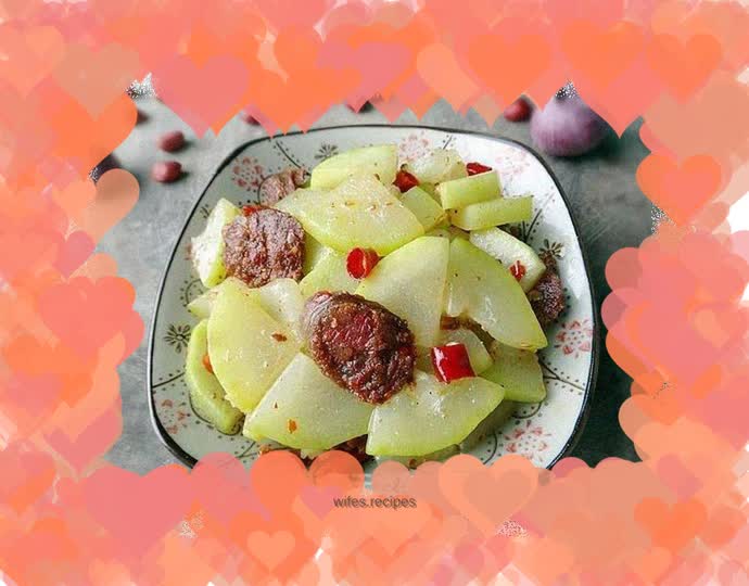 Stir-fried gourd with sausage