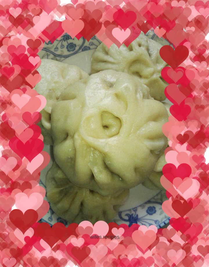 Dried beans and sophora flower meat buns