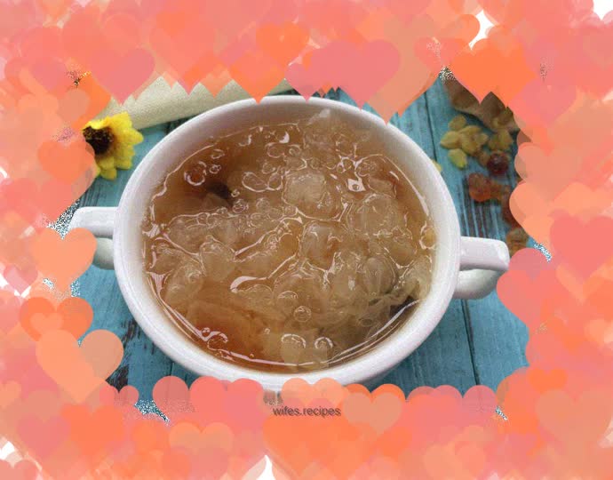 Peach Gum and Tremella Soup