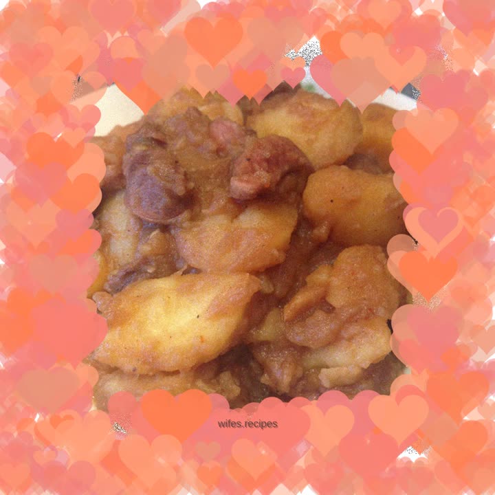 Chicken gizzards stewed with potatoes