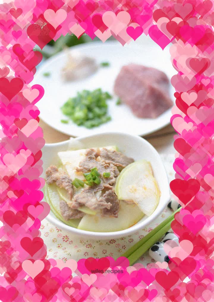 Summer vegetables are the most detoxifying---Gourd and fried meat slices