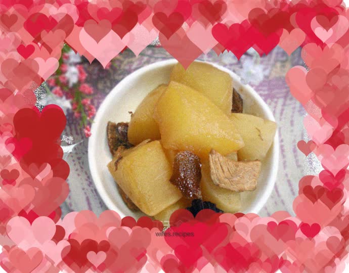Lean meat braised radish