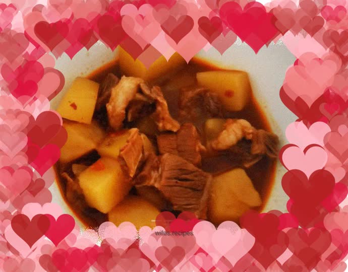 Beef brisket stewed with potatoes
