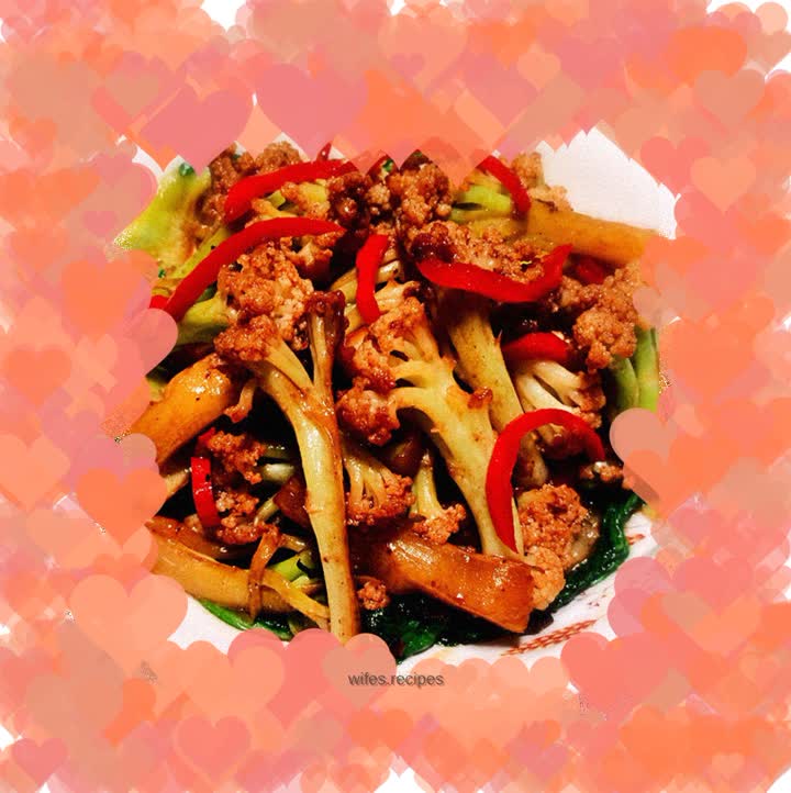 Stir-fried organic cauliflower with black bean sauce