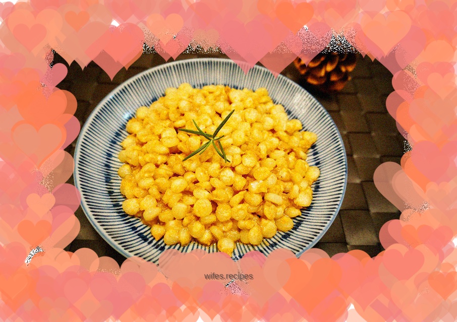 Fried corn with salted egg yolk