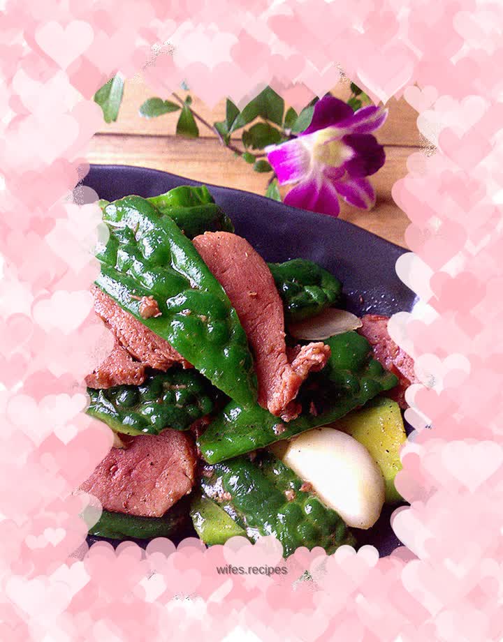 Sautéed Bitter Gourd and Smoked Duck