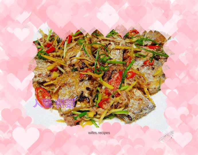 Hairtail fish with distiller’s grains