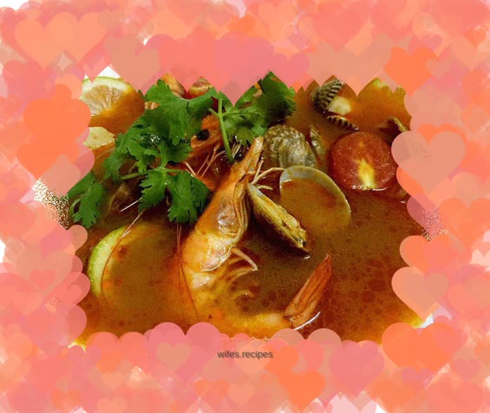 Thai seafood tom yum soup that you can drink at home - simple and easy to make