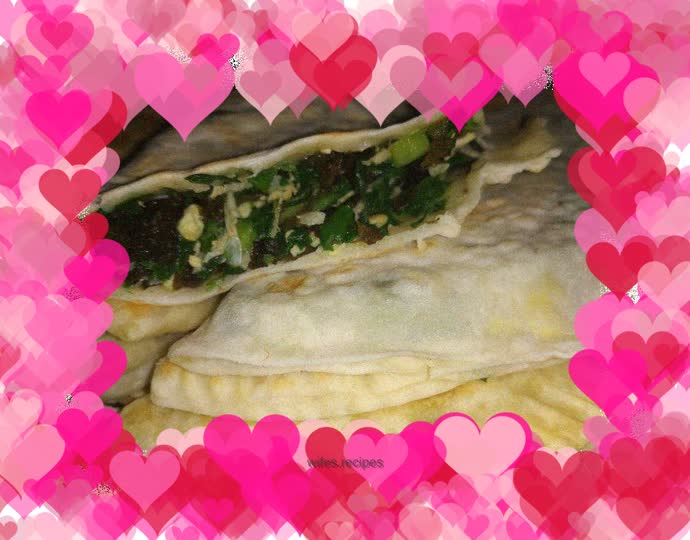 Spring leek and ground vegetable box