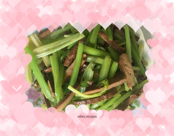 Stir-fried celery with dried fragrant herbs