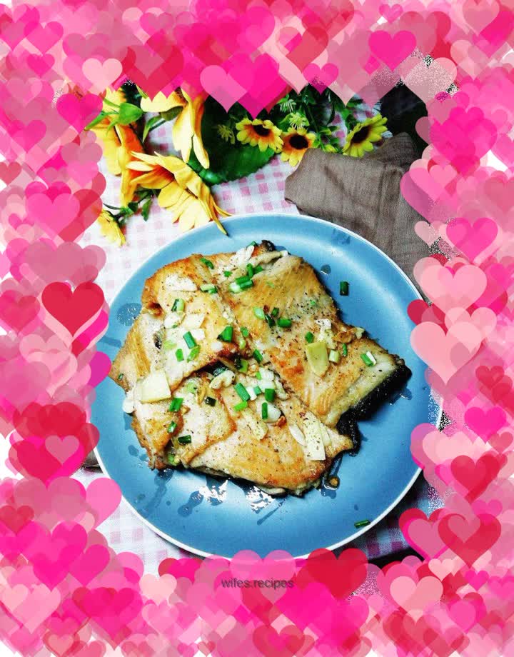 Pan-fried salmon bones
