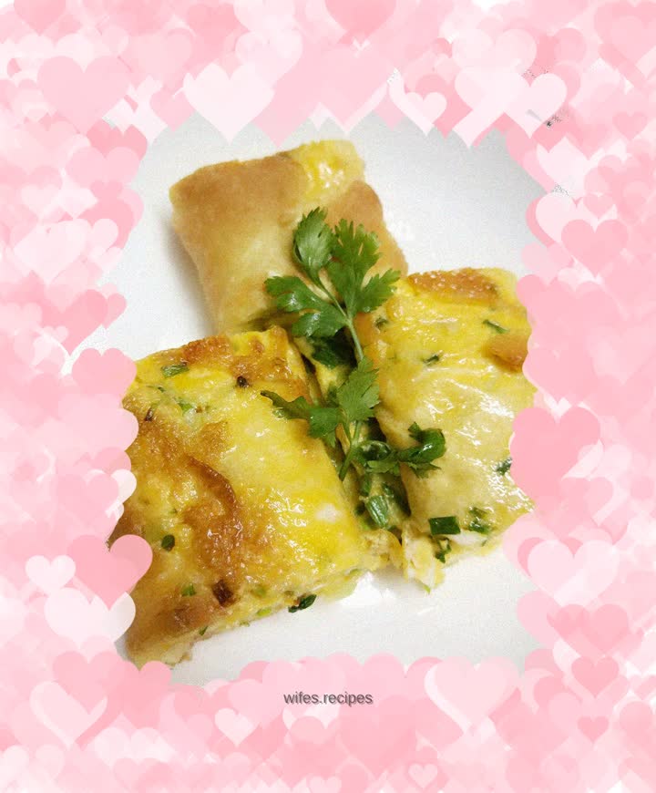 Green onion egg roll