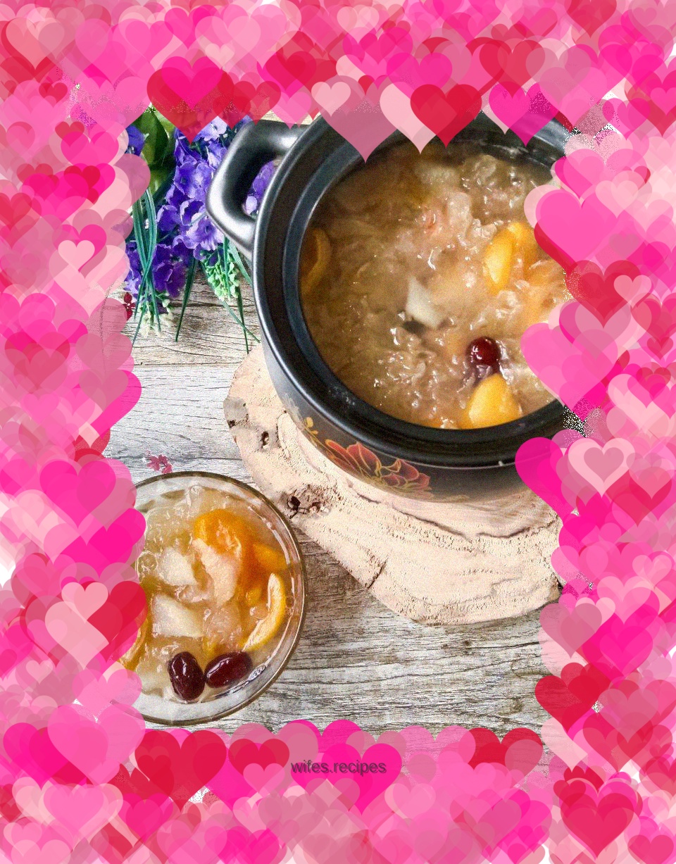 A good remedy for relieving cough: Loquat, Snow Pear and Tremella Soup