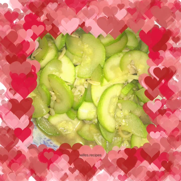 Zucchini and shrimp skin