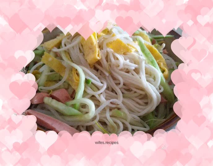 Homemade cold noodles