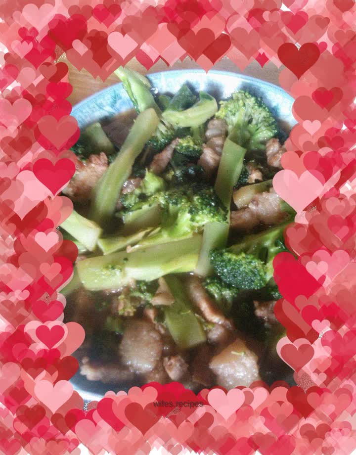 Stir-fried pork with cauliflower (simple original flavor)