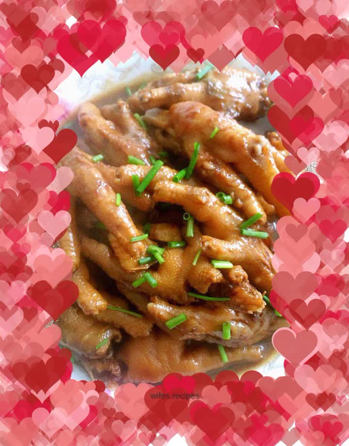 Braised chicken feet