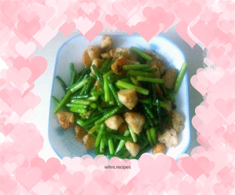 Fried cuttlefish balls with garlic moss