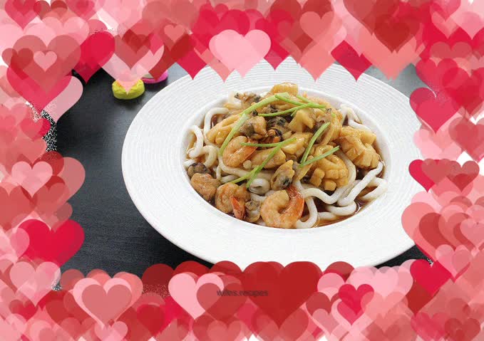 Seafood Braised Udon 【Yunyun Chef】