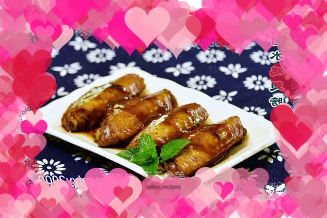 Braised chicken wings