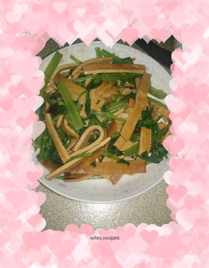 Fried bean curd with celery