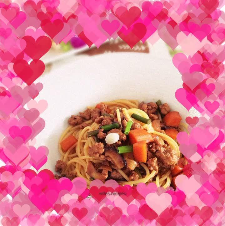 Pasta with mixed sauce