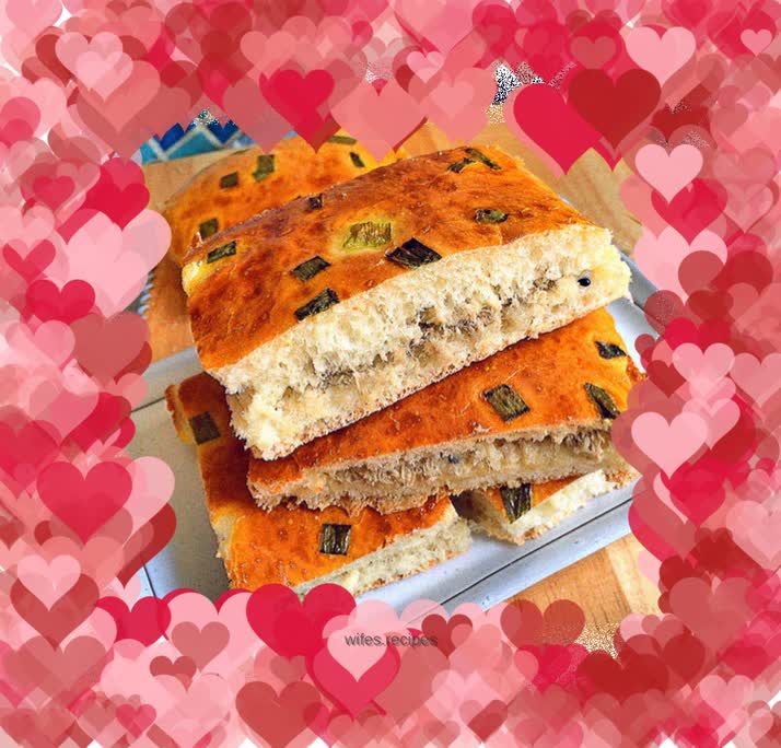 Meat floss sandwich slices