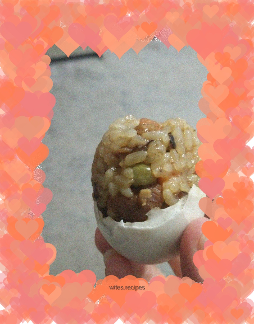 Glutinous rice eggs