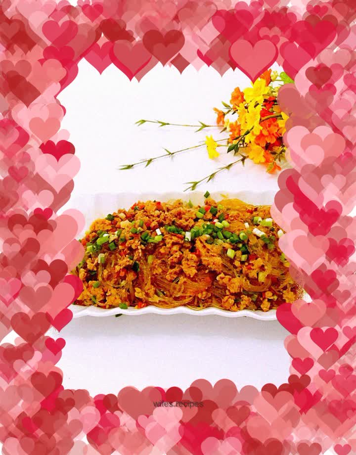 Ants climbing the tree