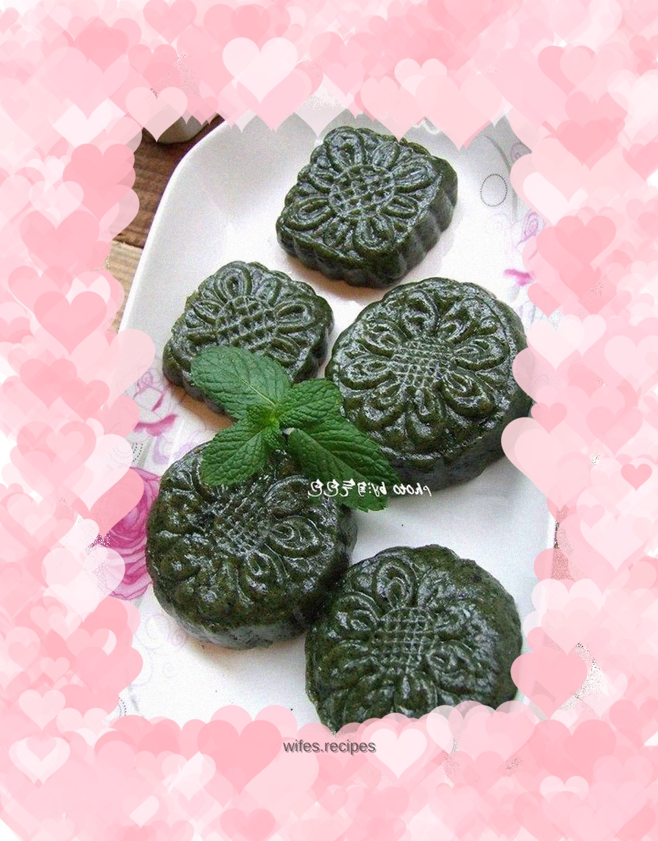 Hakka Ramie Leaf Cake