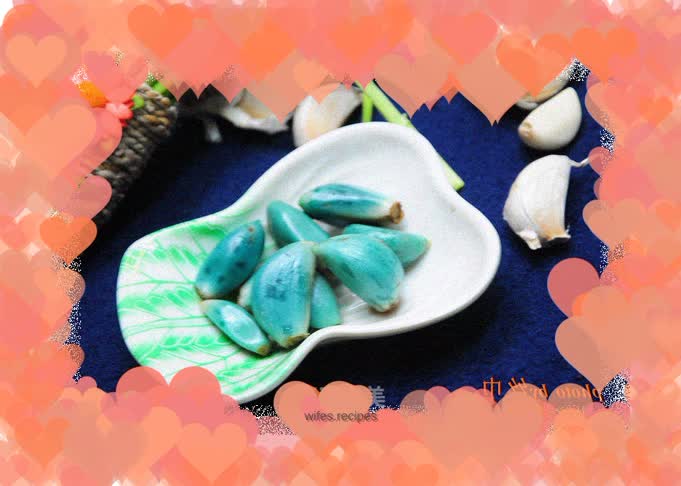 Laba Garlic---An anti-greasy appetizer for the holiday table