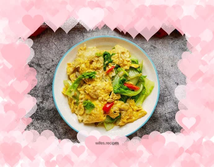 Fried goose egg with Chinese cabbage